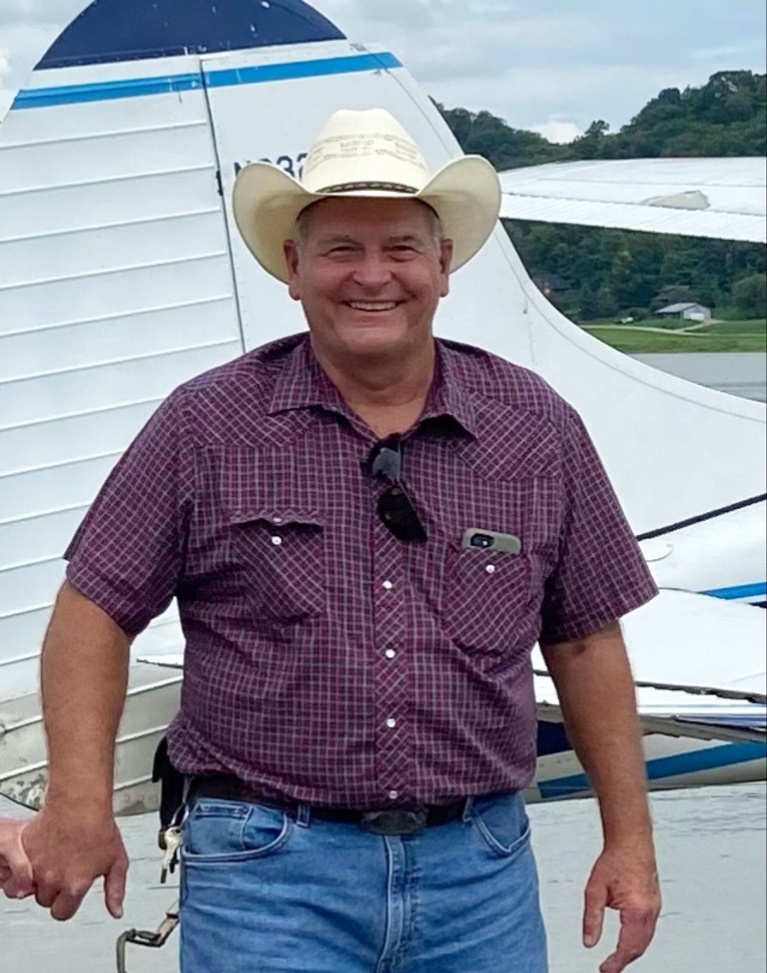 Chester William Kiser, Sr. – Connley Brothers Funeral Home